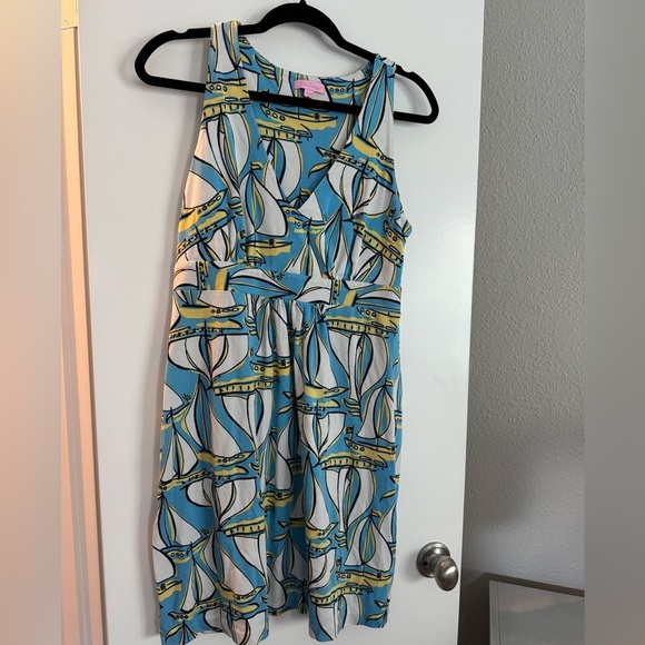 Lilly Pulitzer Dresses & Skirts - Large Lilly Pulitzer sailboat sleeveless dress.